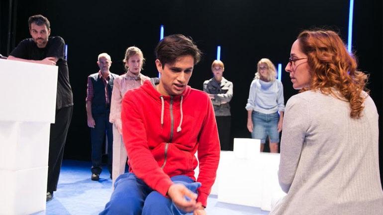 ΘΕΑΤΡΟ ΤΖΕΝΗ ΚΑΡΕΖΗ