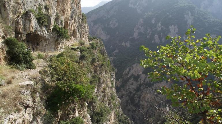 ΦΑΡΑΓΓΙ ΑΣΩΠΟΥ