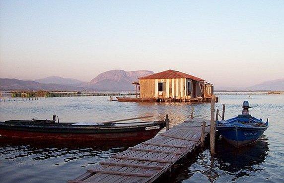 ΜΕΣΟΛΟΓΓΙ (Αναπαράσταση της Εξόδου) 12-13/4