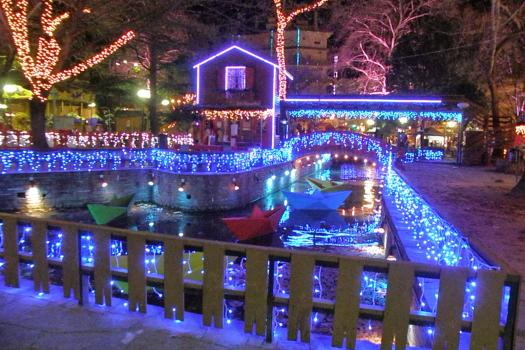 Add Image Description