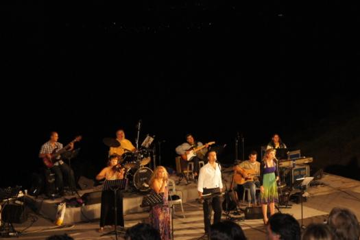 Add Image Description