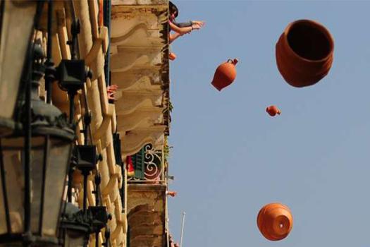 Add Image Description