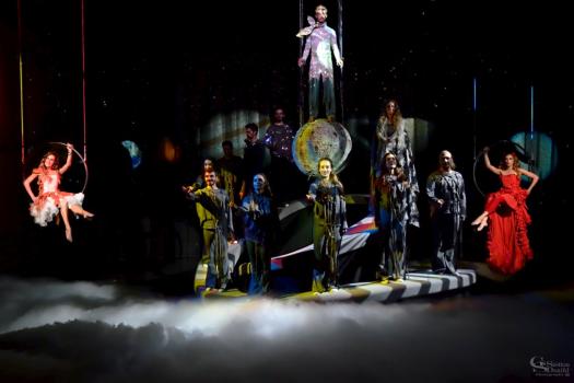 Add Image Description