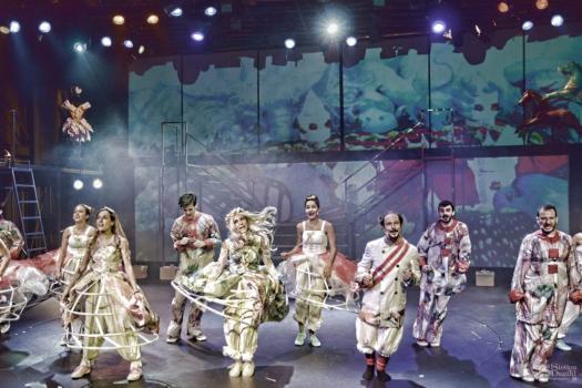 Add Image Description