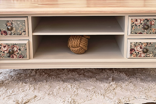 Add Image Description