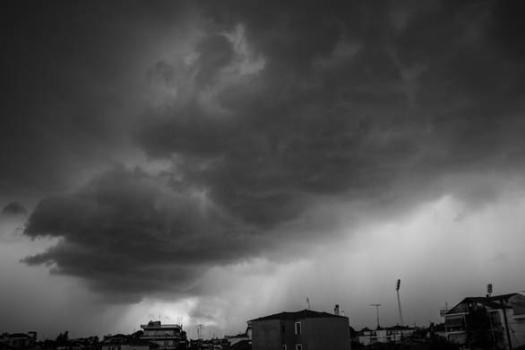 Add Image Description