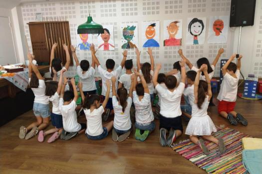 Add Image Description