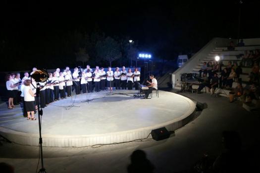 Add Image Description