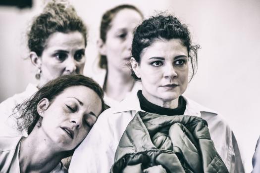 Add Image Description