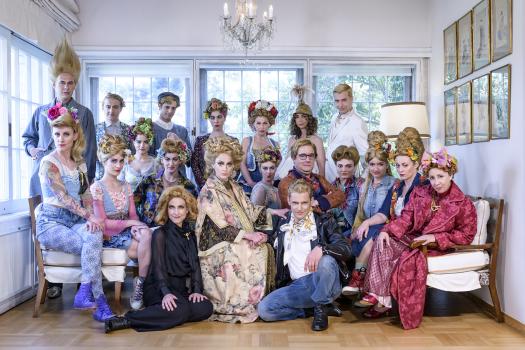 Add Image Description