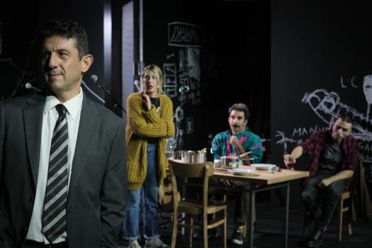 Add Image Description