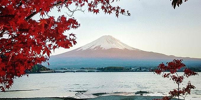 ΑΝΑΚΑΙΝΙΣΗ ΠΟΛΙΤΙΣΤΙΚΟΥ ΚΕΝΤΡΟΥ