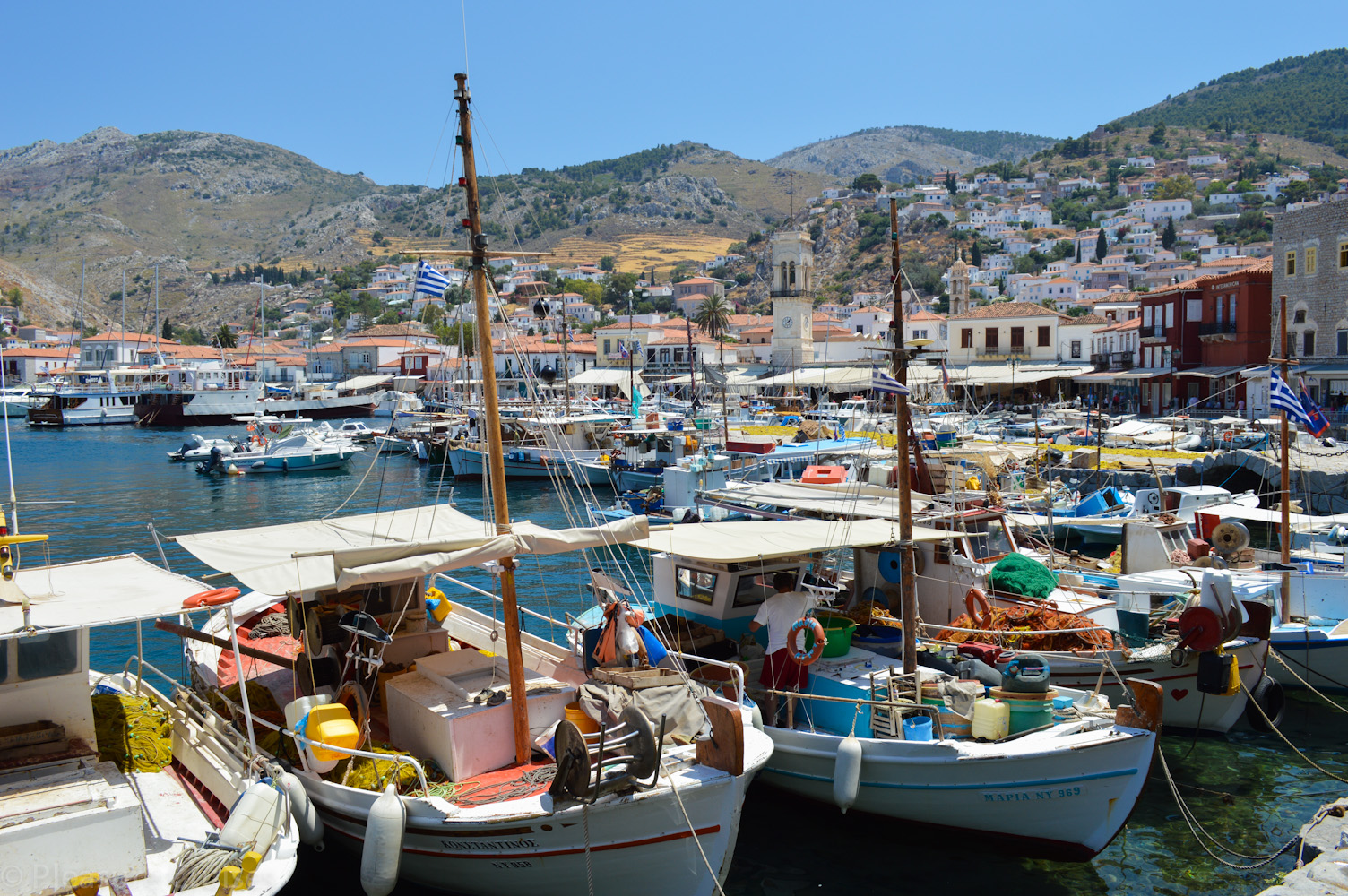 ΜΟΝΟΗΜΕΡΗ ΚΡΟΥΑΖΙΕΡΑ ΙΟΥΝΙΟΥ